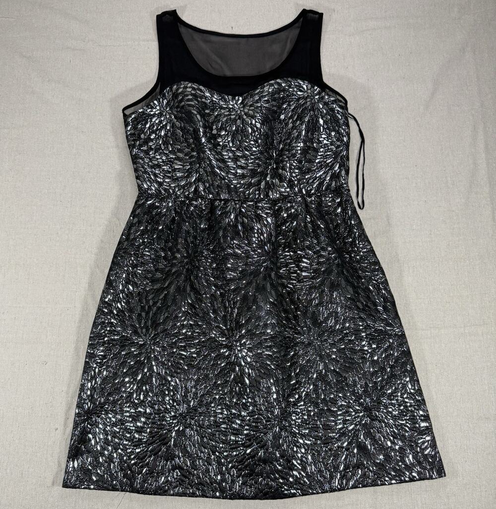 ELLE Womens Size 10 Black Silver Metallic Fit & Flare Party Dress Sleeveless